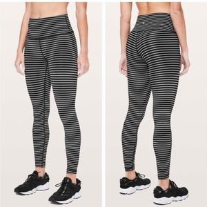 Parallel Stripe Blackwhite/Black